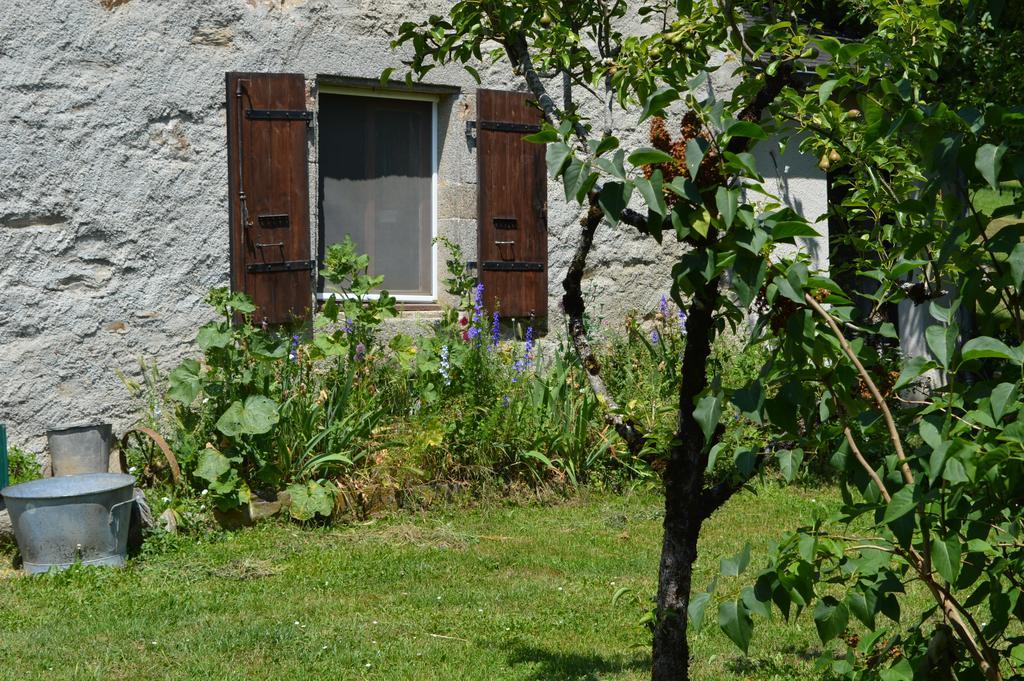 Les Ecuries De La Sabatarie Hotel Cambounes Bagian luar foto