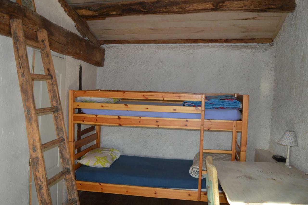 Les Ecuries De La Sabatarie Hotel Cambounes Bagian luar foto
